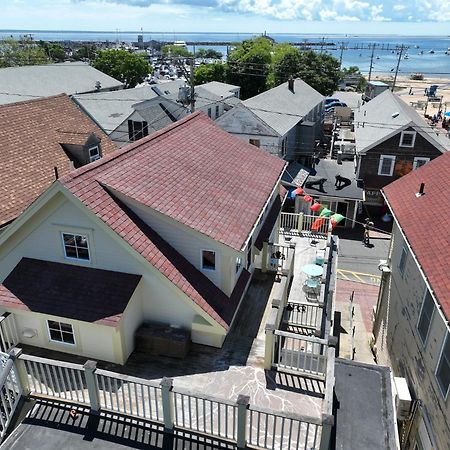 Apartamento Center Of Town Steps Away Private Deck Provincetown Exterior foto