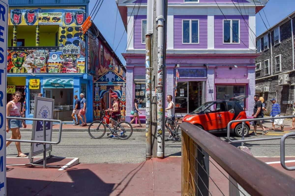 Apartamento Center Of Town Steps Away Private Deck Provincetown Exterior foto