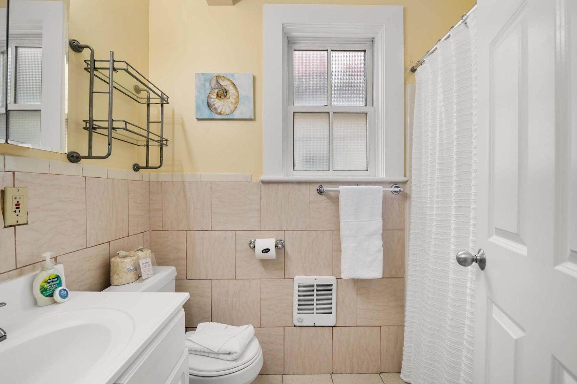 Apartamento Center Of Town Steps Away Private Deck Provincetown Exterior foto